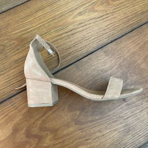 Short nude heels